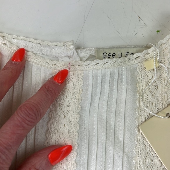 NWT See U Soon Ivory long sleeve lace blouse - Picture 3 of 12